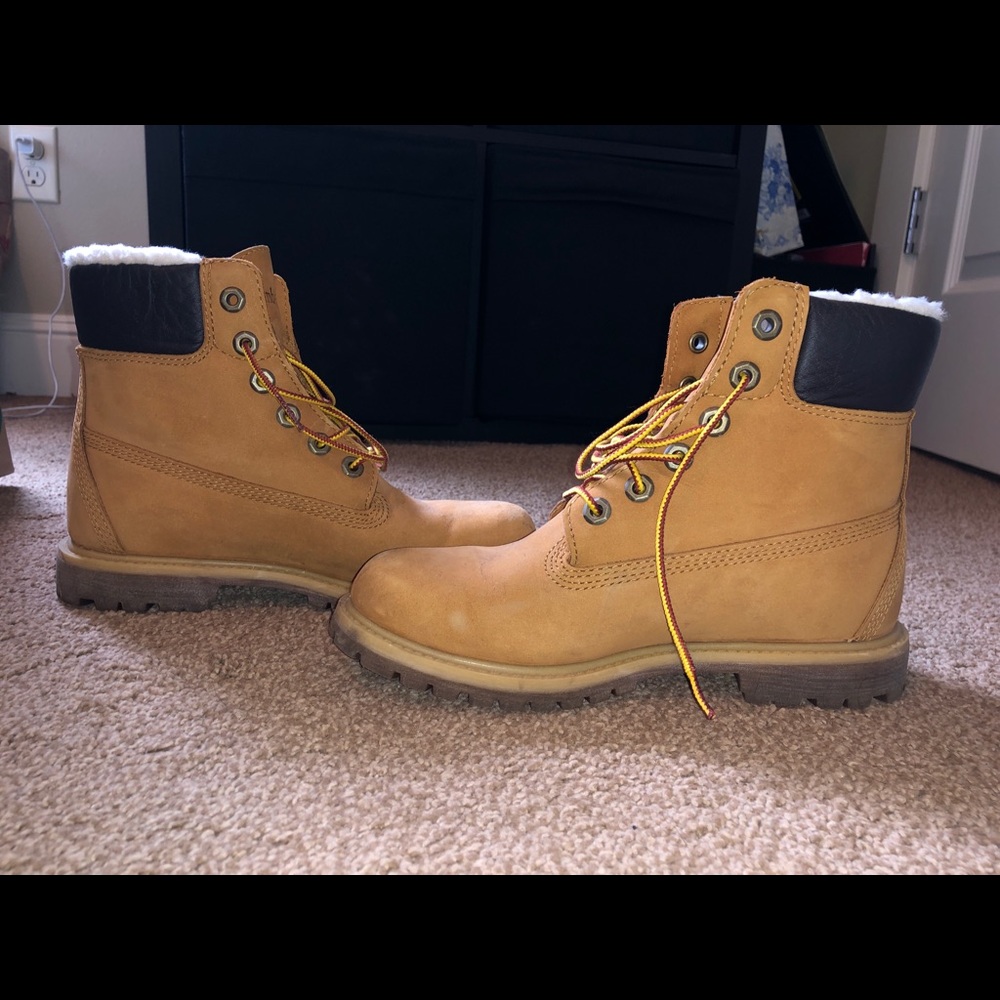 Timberlands - Picture 2 of 7